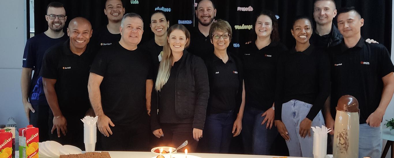 Foto do artigo Aniversariantes Mês de Abril - BOX e Cristallux